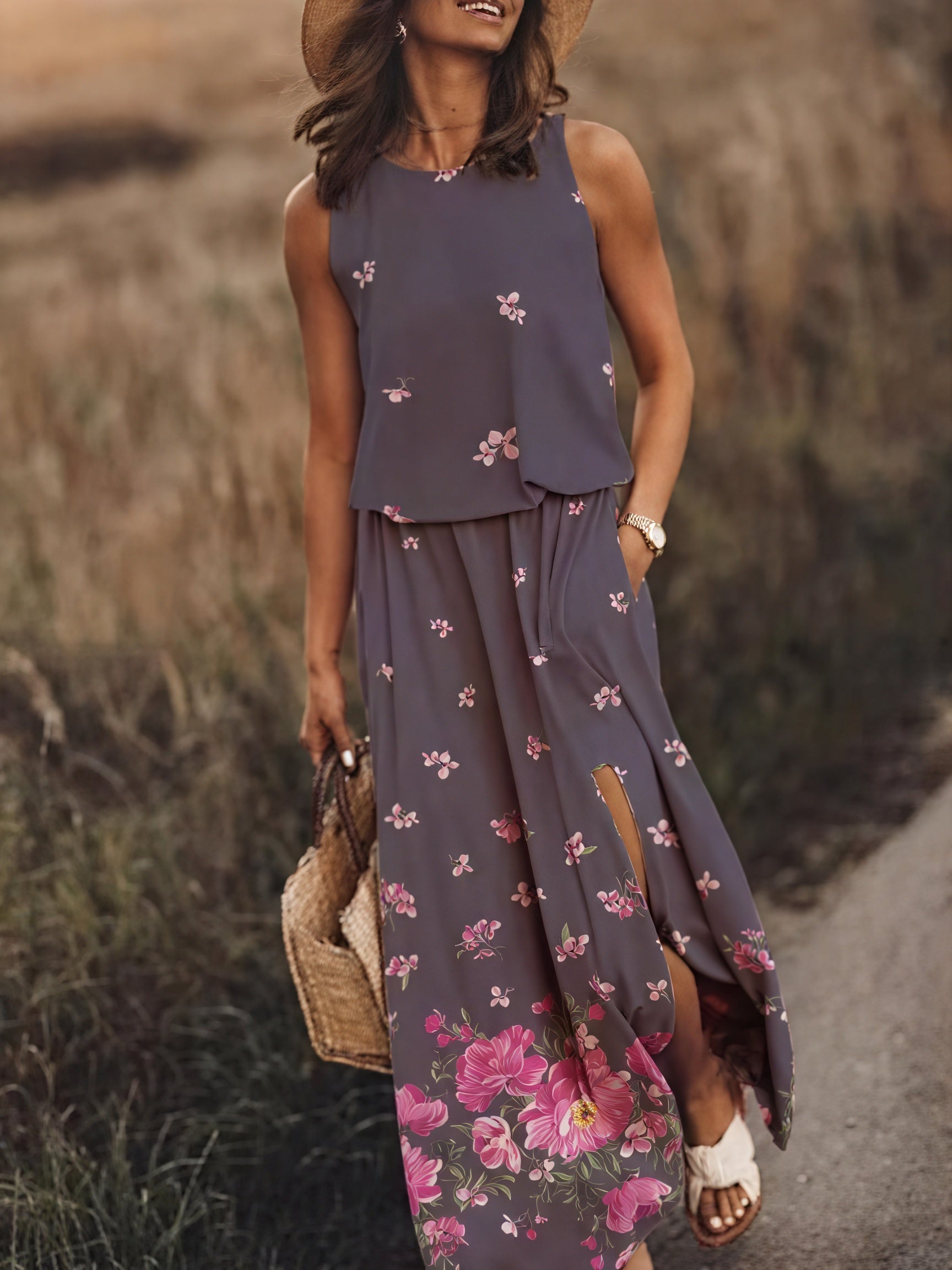 Vestido Maxi Sin Mangas con Abertura Lateral y Bolsillos | Estampado Único para Verano y Vacaciones-83214-64c62fdd-8d8e-4bfb-8fea-034a2ce3526c