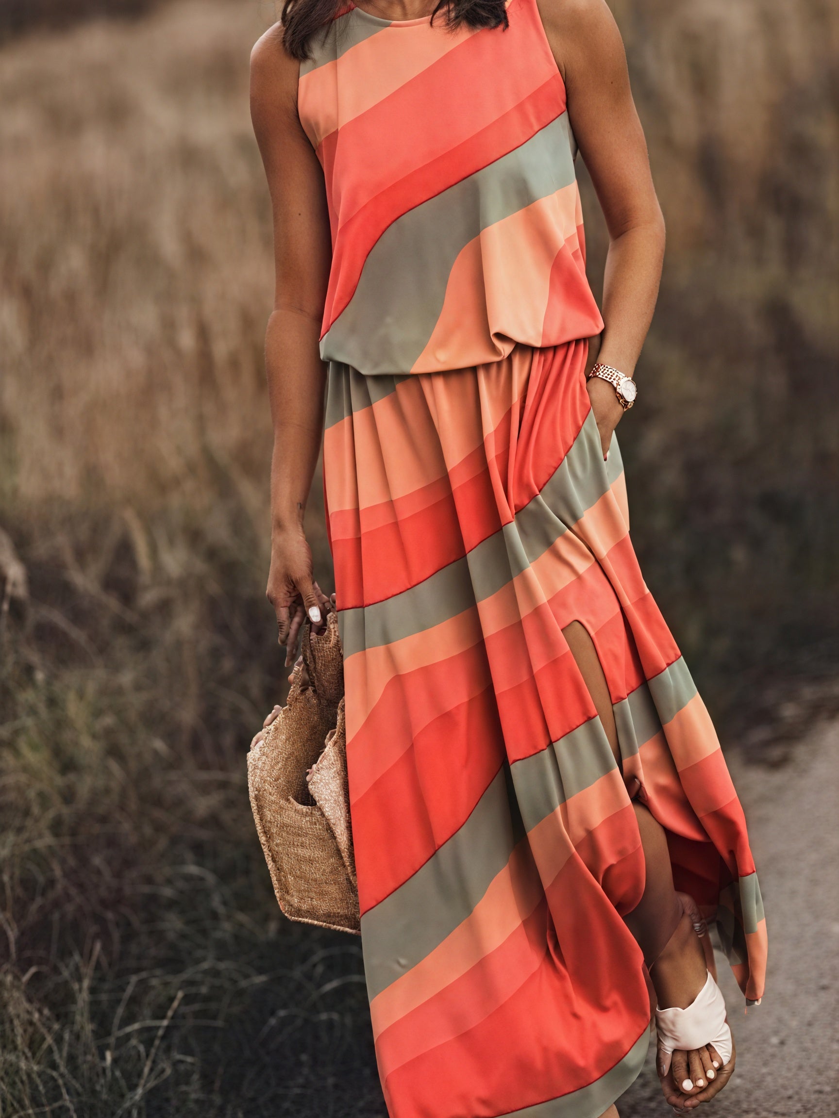 Vestido Maxi Sin Mangas con Abertura Lateral y Bolsillos | Estampado Único para Verano y Vacaciones-83214-b9718ea3-6dbc-488f-a51e-882d788c18c8