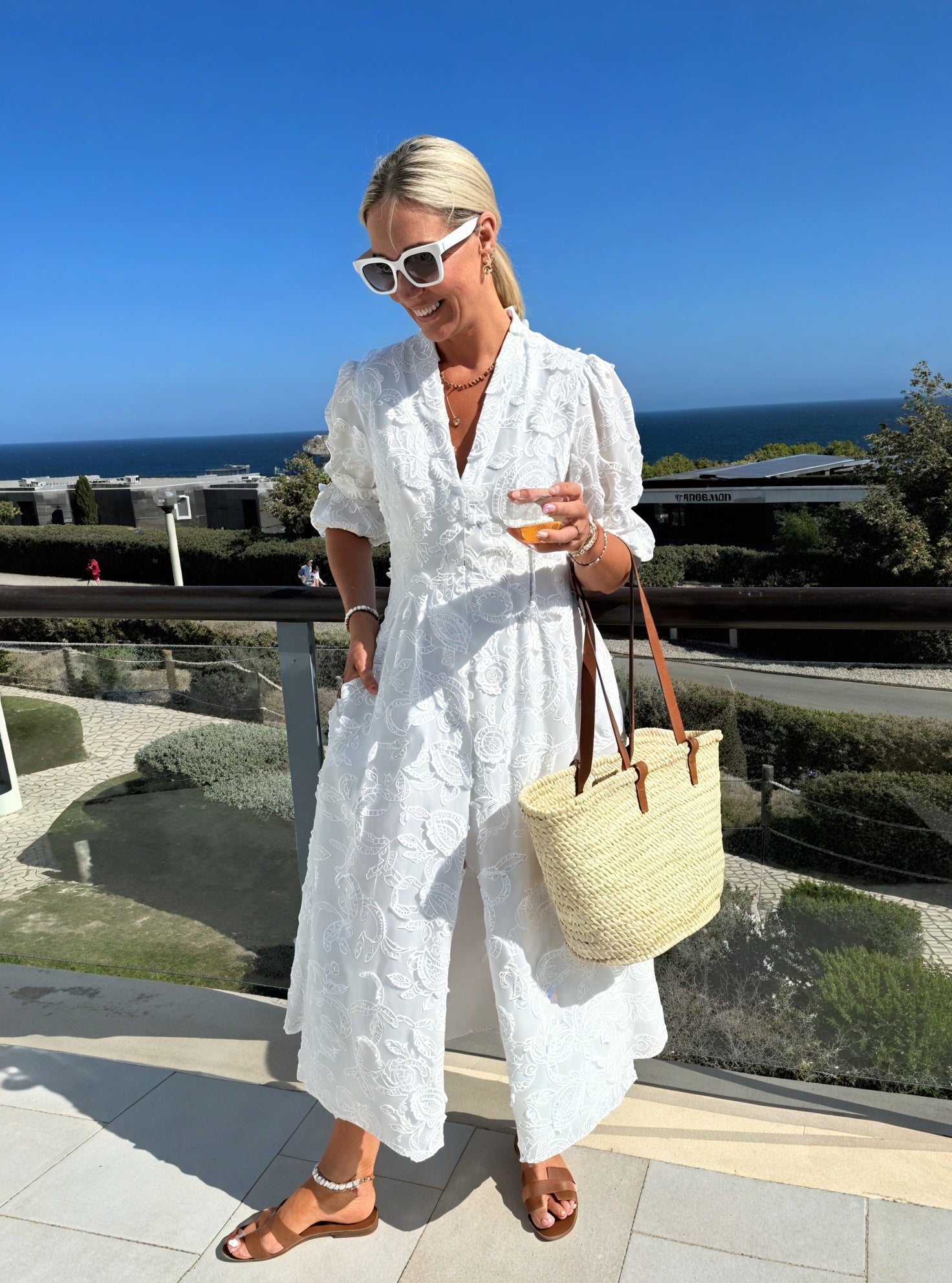Vela Official Vestido Midi de Mujer – Bordado Blanco, Abotonado, Manga Corta, S-XL-83314-ce466cf8-f842-4f23-8d5b-ad4678280d46