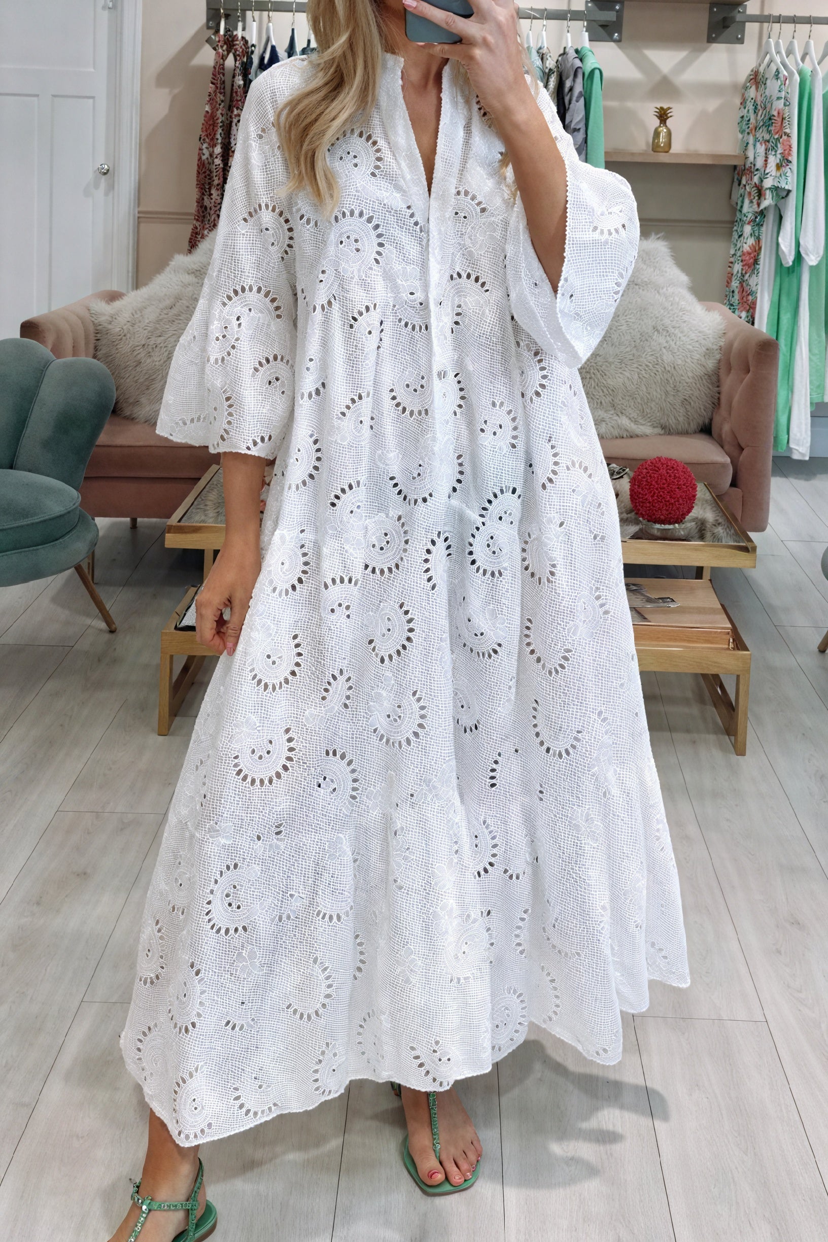 Vela Official Vestido Ojalillo Mujer – Escote V, Manga 3/4, Botones Frontales-83323-b92fdffe-33c0-43cb-adb1-6946990ffda0