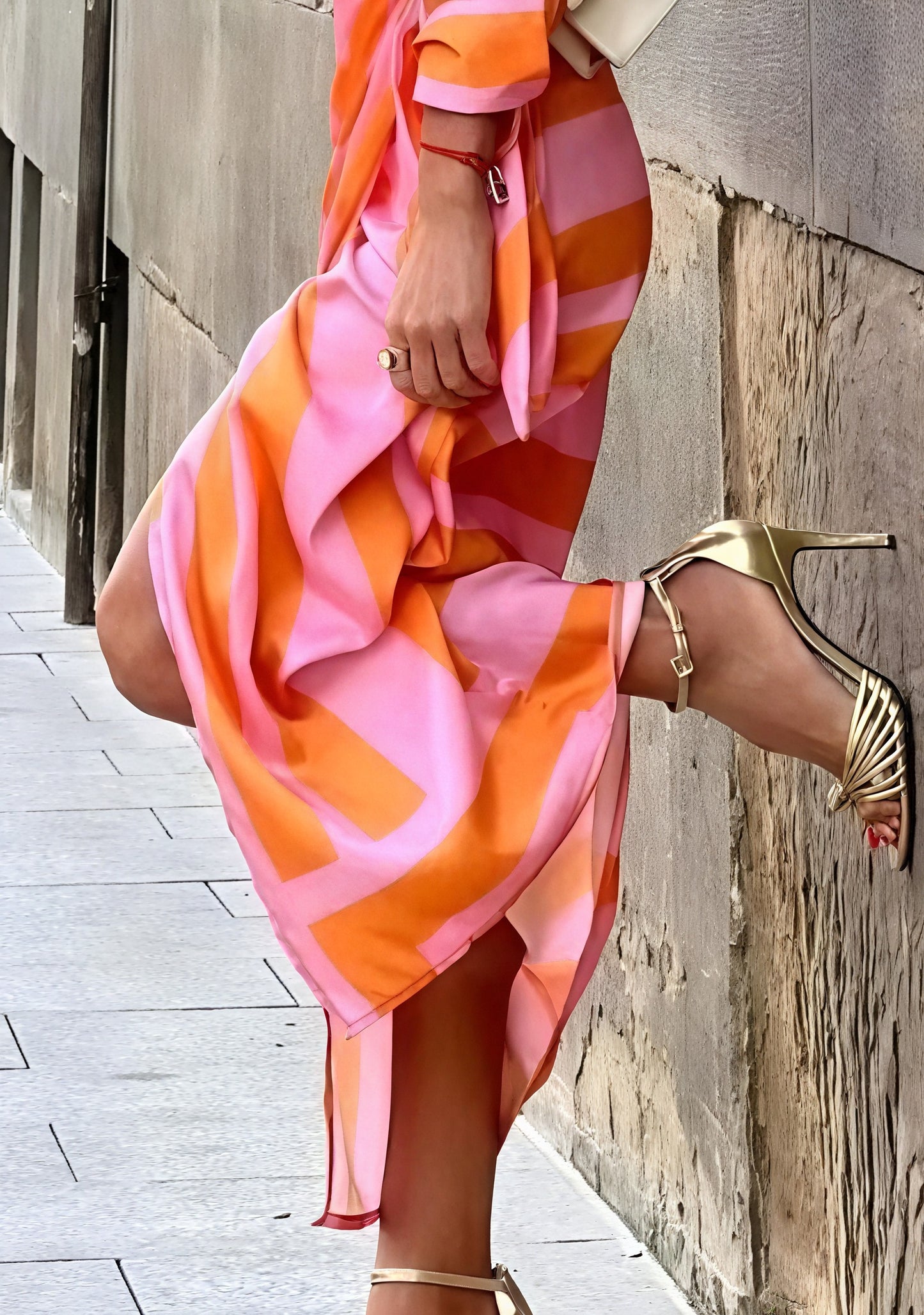 Vestido Cruzado de Mujer – Manga Larga, Rayas, Ajuste Adaptable-83361-852f164c-e14a-43ad-9547-cfb419f4bb21