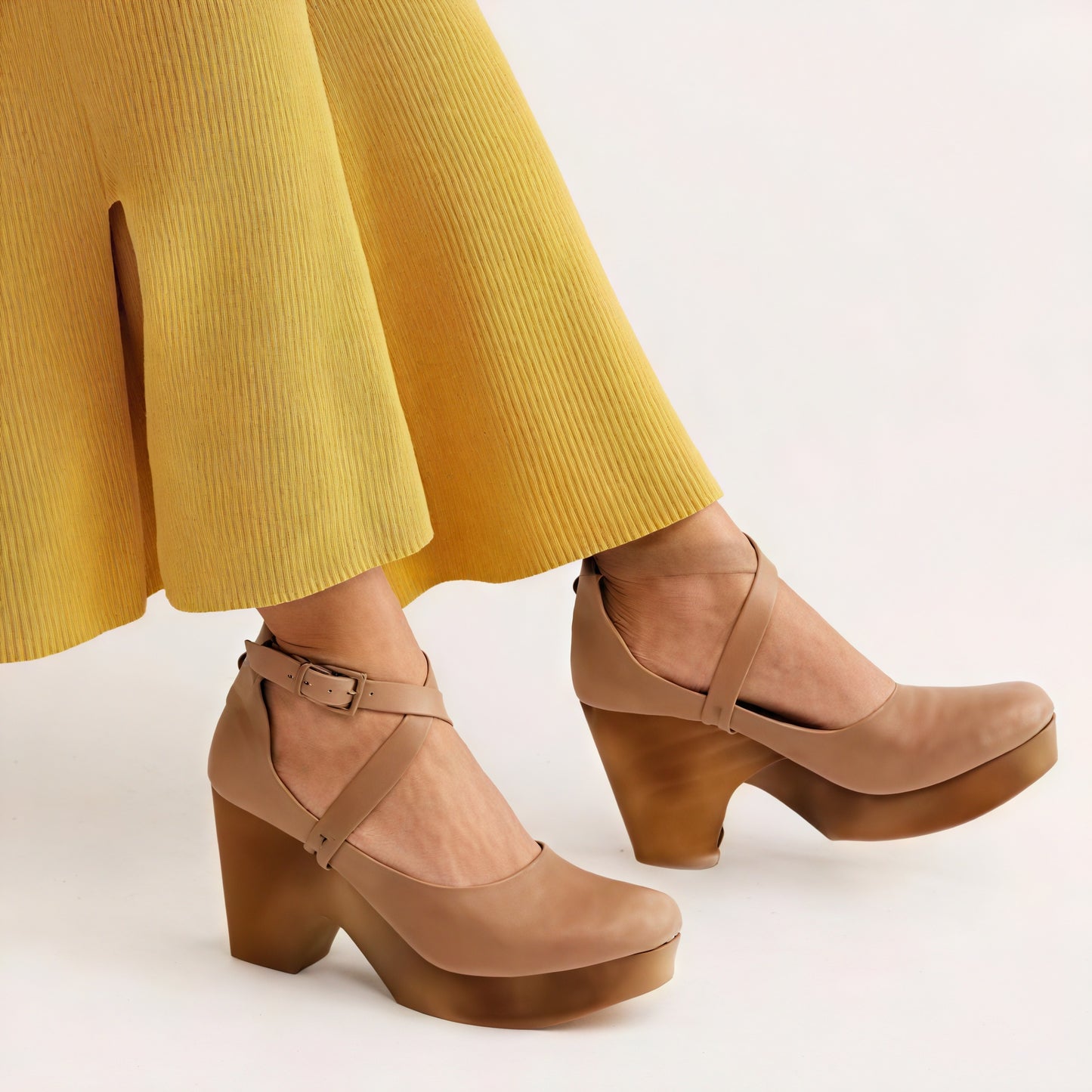 Sandalias de Plataforma para Mujer – Piel, Suela de Madera, Tiras Cruzadas, Hebilla Tobillo-83366-0dc4bed1-e170-411f-8941-a4701ef8dd87