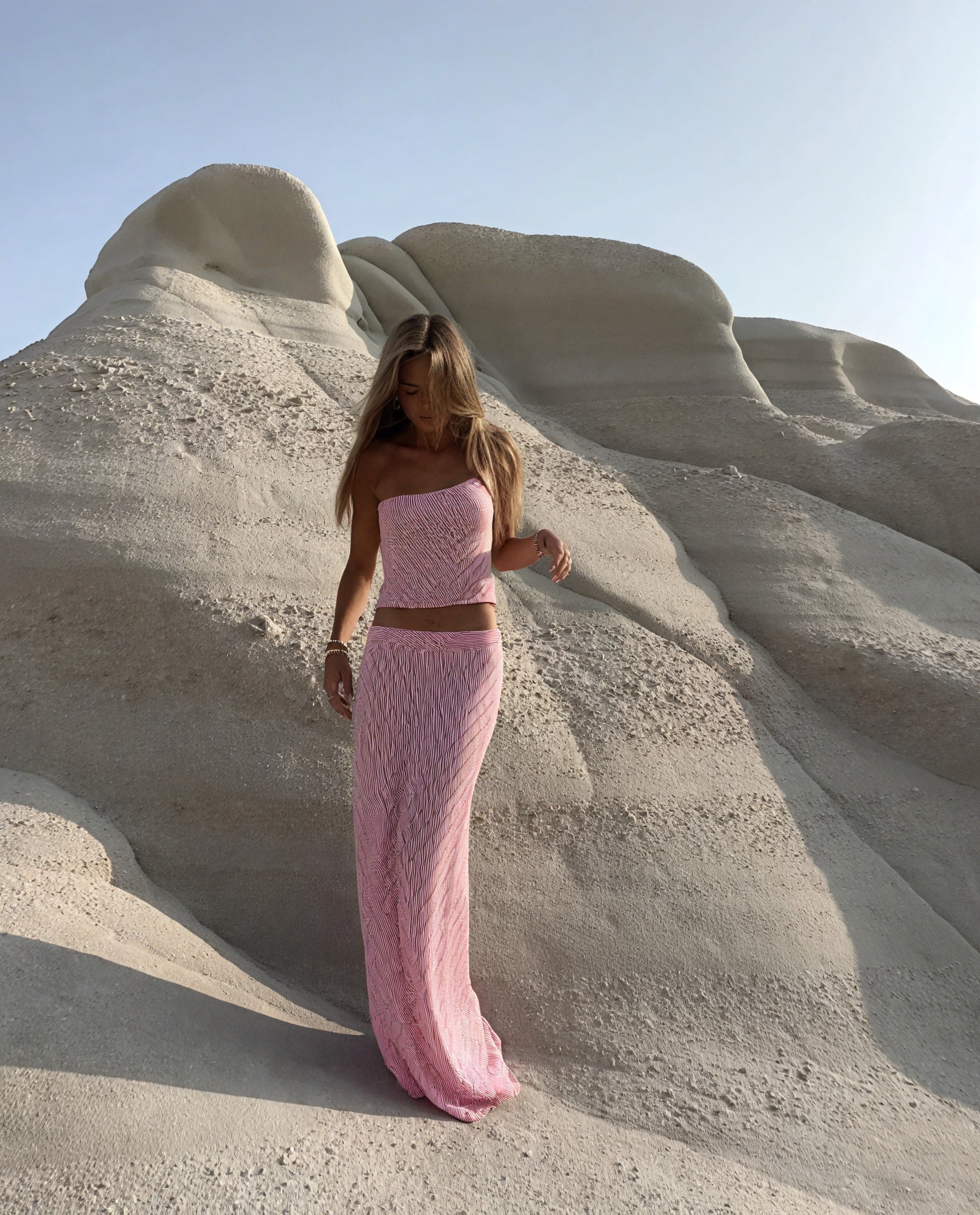 Conjunto Dos Piezas Mujer – Top Strapless & Falda Maxi Rayas Rosas y Blancas-83557-6701d4cd-f6c0-41b0-9071-c307e8a43e88