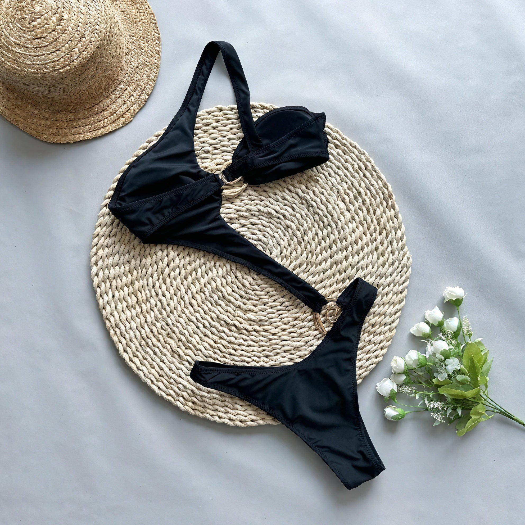 Traje de Baño Entero Negro para Mujer – Diseño Clásico con Detalle Metálico, Vela Official-83767-fce6b564-3bf6-4dcd-8de6-03b4d1ec714b