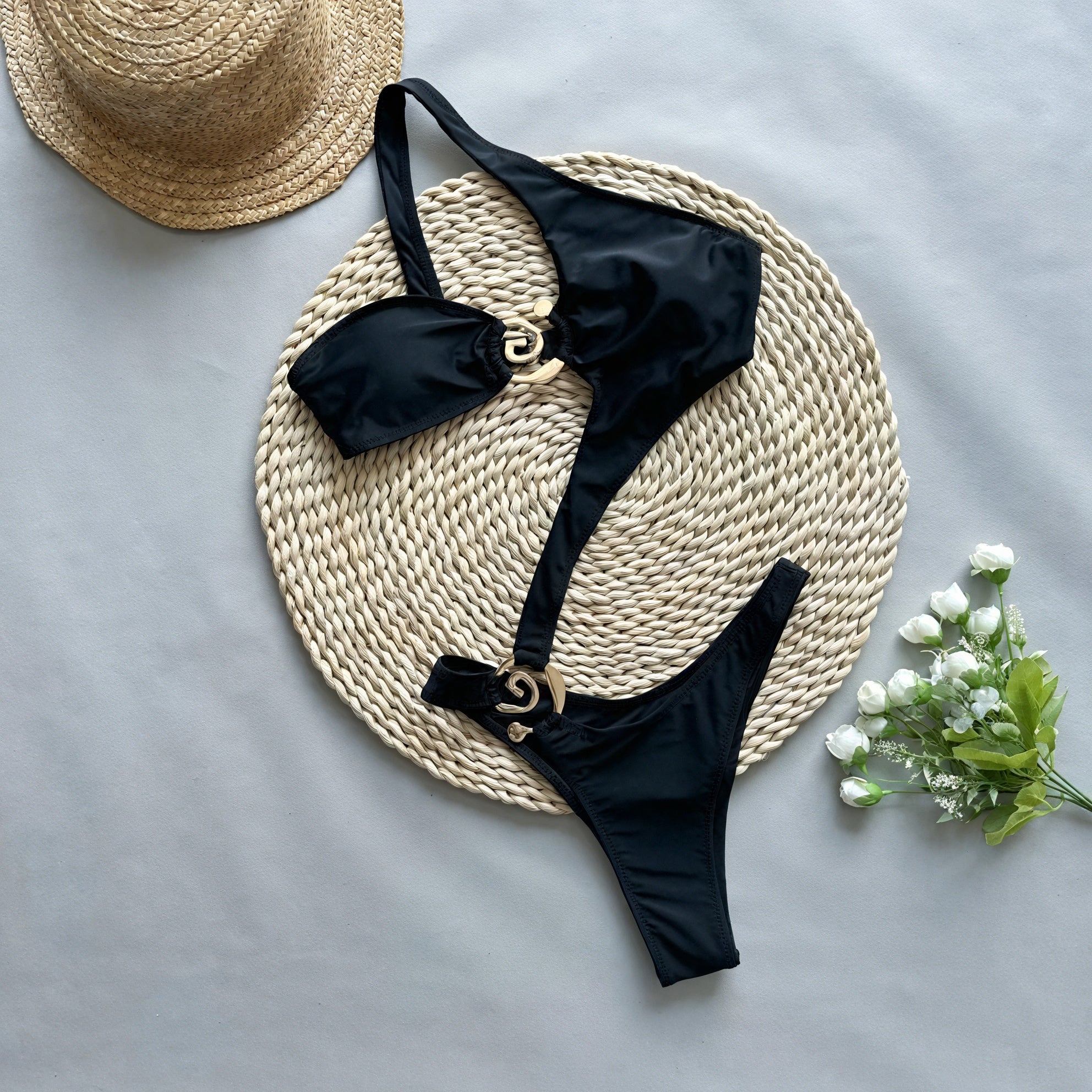 Traje de Baño Entero Negro para Mujer – Diseño Clásico con Detalle Metálico, Vela Official-83767-78c91f07-bf58-48d8-a91c-fea901376fbe