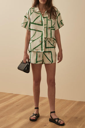 Conjunto Camisero y Shorts Estampado Geométrico