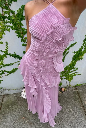 Vestido de Mujer Plisado Cuello Halter con Volantes Elegante-83561-86455858-be4f-43a3-a012-c7e8025f5399