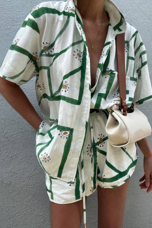 Conjunto Camisero y Shorts Estampado Geométrico
