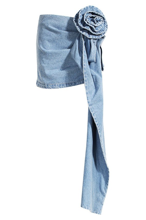 Falda Denim Asimétrica con Flor Esculpida