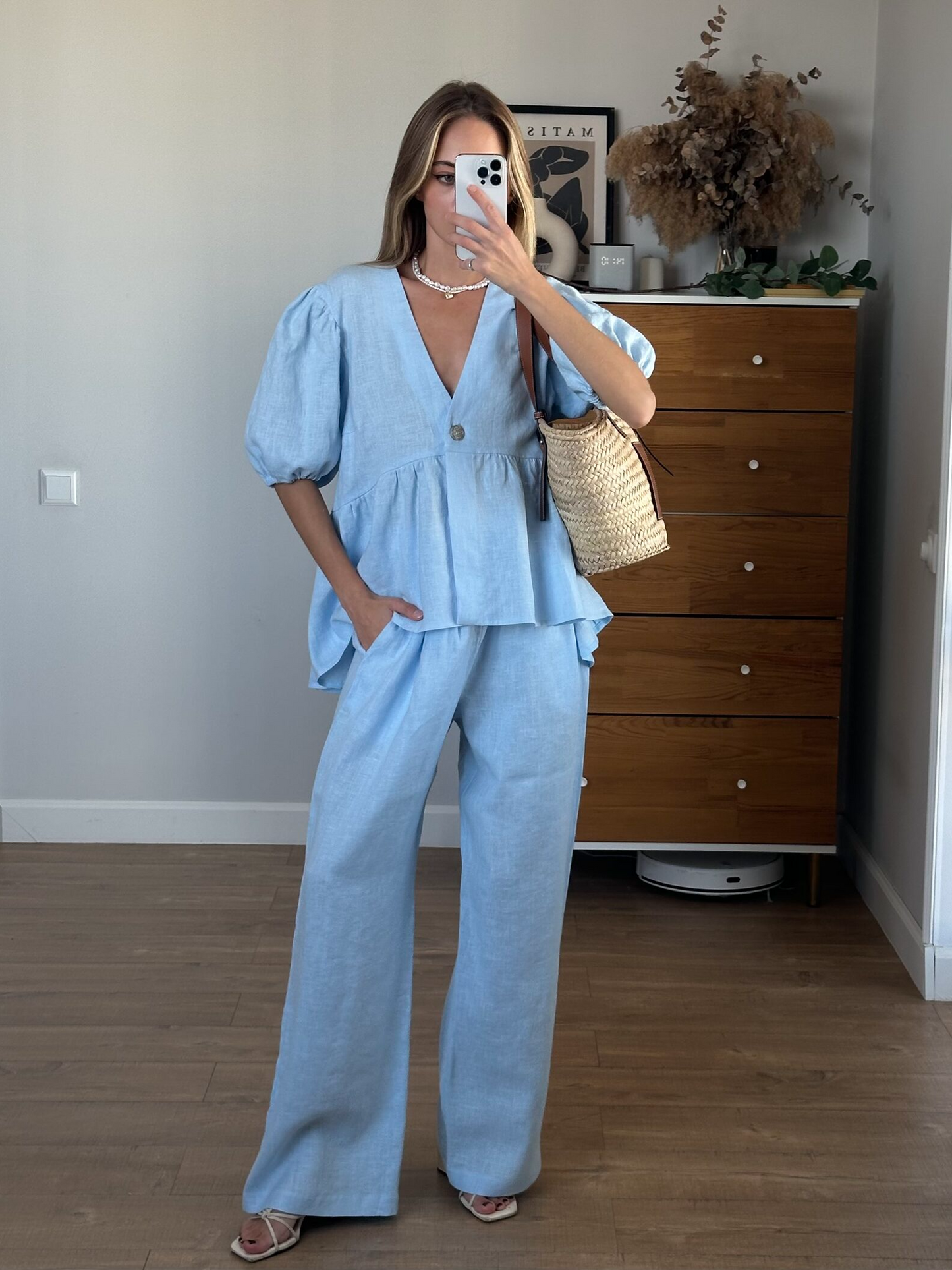 Vela Official Conjunto Dos Piezas Mujer – Lino Cuello V, Mangas Abullonadas, Pantalón Ancho S-XL-83274-995f1147-86be-4d33-a67f-396f45528208