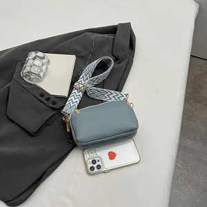 Bolso Bandolera Chic con Correa Geométrica