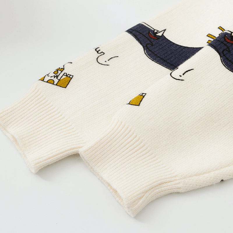 Cárdigan Oversized con Bordados Juguetones