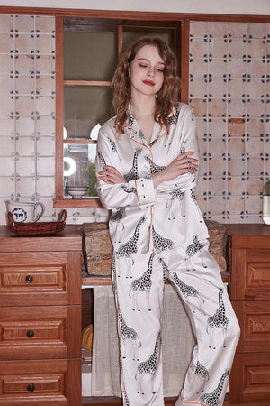 Pijama Estampado de Jirafas Suave al Tacto