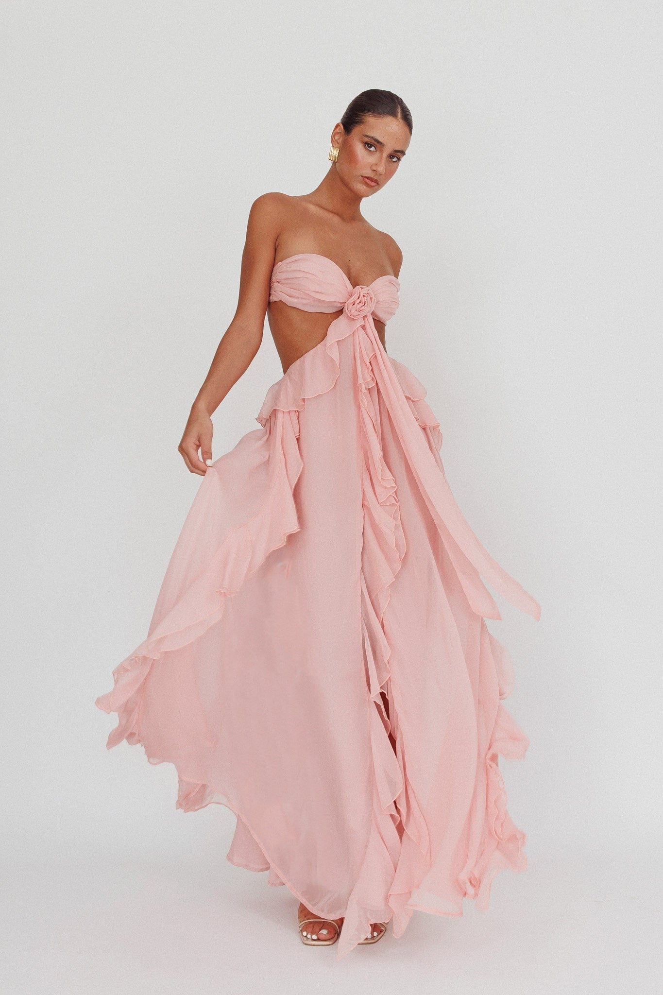 Vestido Strapless Mujer con Cut-Out, Volantes y Silueta Elegante-83518-cc694b8b-1bb4-492a-90e2-f2759ae79db4