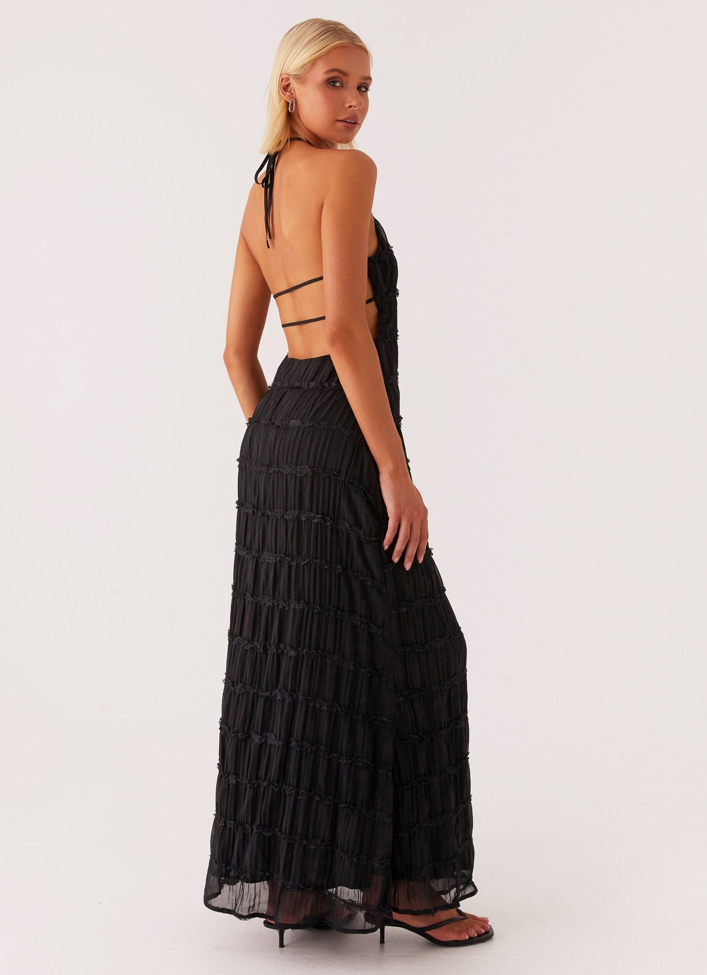 Vestido Maxi para Mujer – Cuello Halter, Tejido Texturizado, Elegante-83499-ce197c2b-dbe8-4022-9453-4f366000c0c4