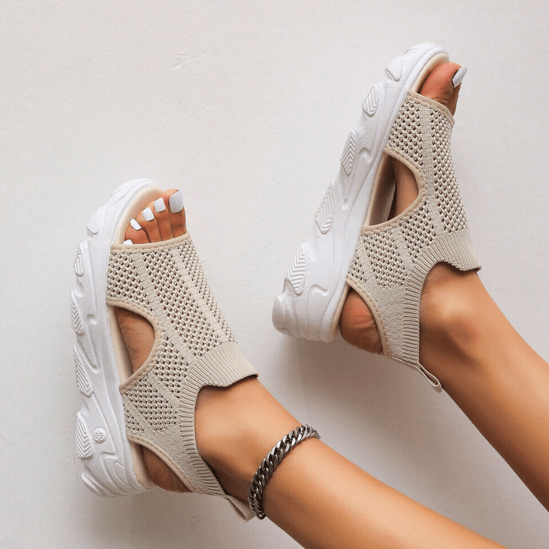 Sandalias Abiertas Modernas y Deportivas