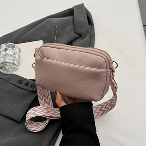 Bolso Bandolera Chic con Correa Geométrica