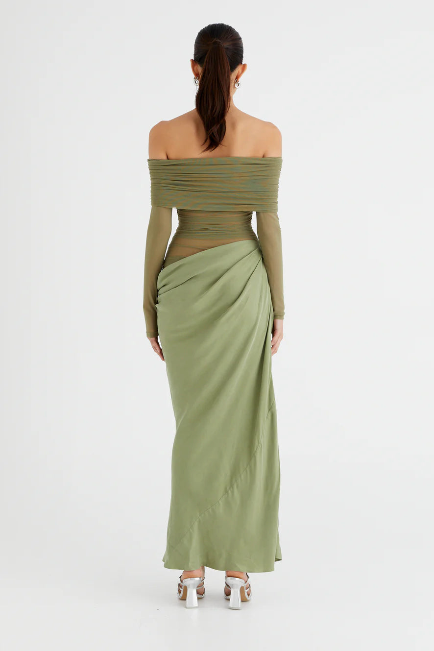 Vestido Sofisticado con Detalles Cut-Out