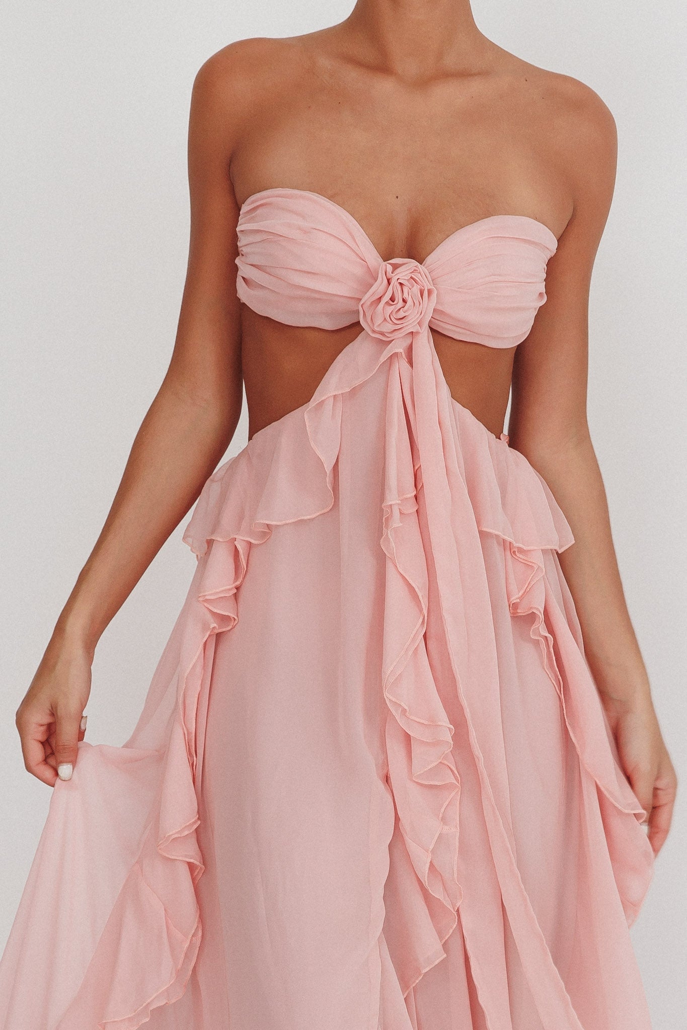 Vestido Strapless Mujer con Cut-Out, Volantes y Silueta Elegante-83518-fcb18231-3e24-4254-86f3-e02af363e873