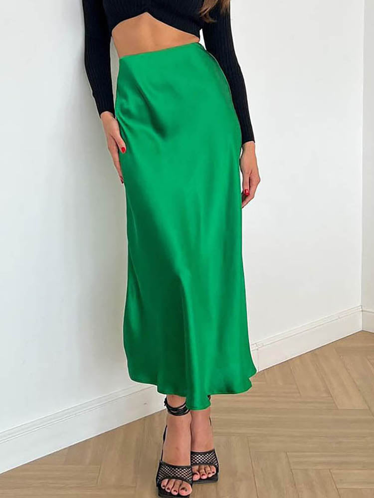 Falda Midi Fluida de Diseño Minimalista
